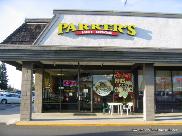 Parker’s Hot Dogs Of Santa Cruz in Roseville, California